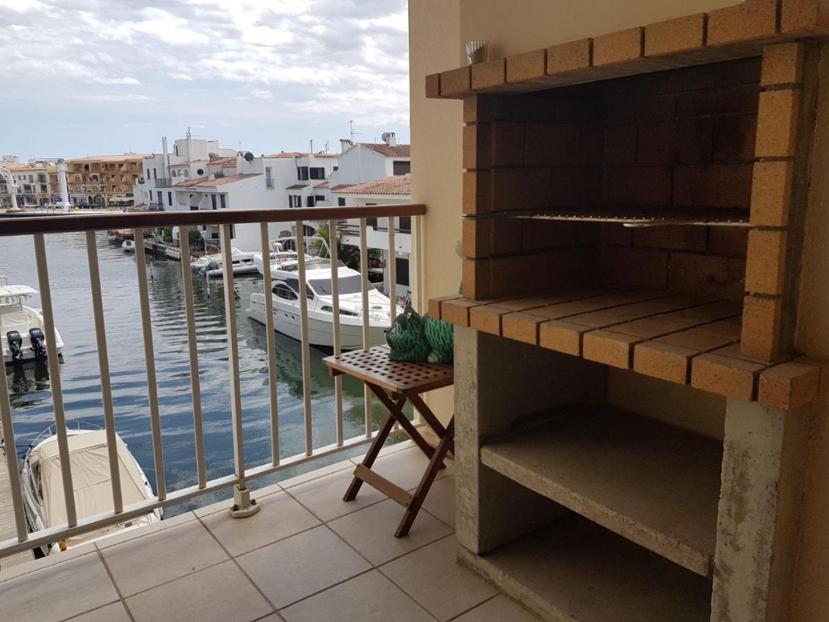 Magnifico Apartamento Junto Al Canal Principal. Empuriabrava Eksteriør billede